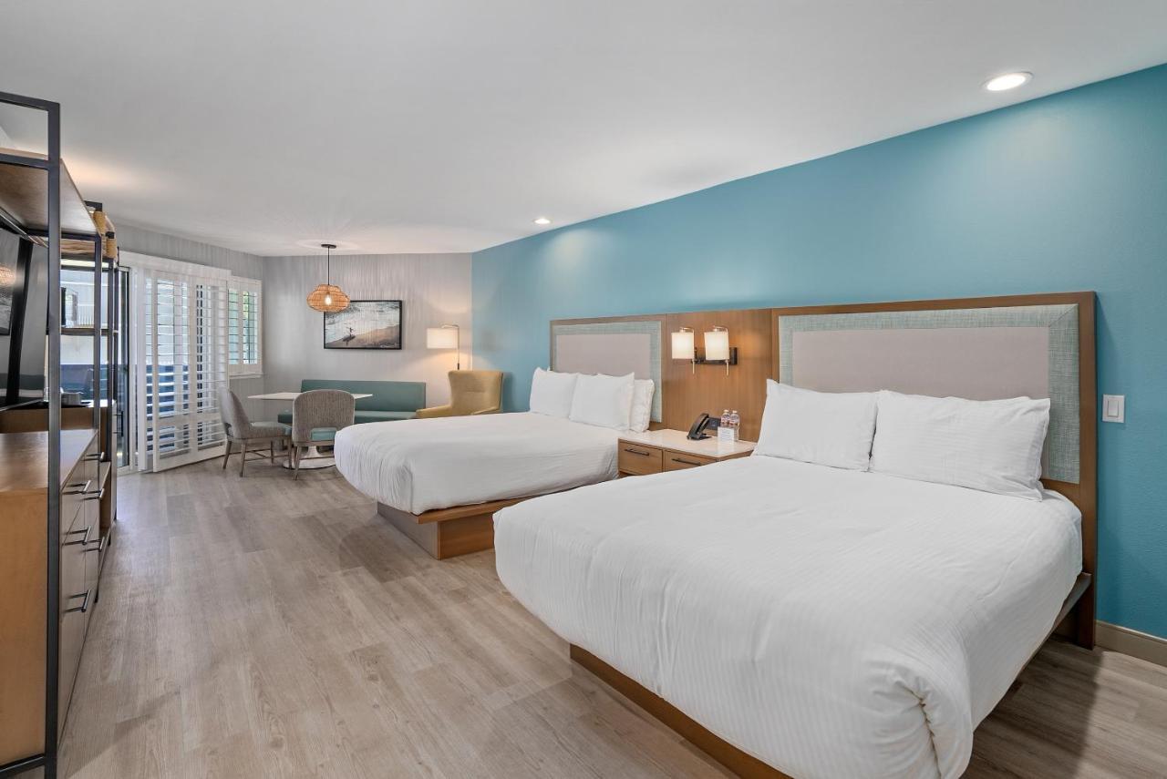 קיוקוס Shoreline Inn...On The Beach מראה חיצוני תמונה